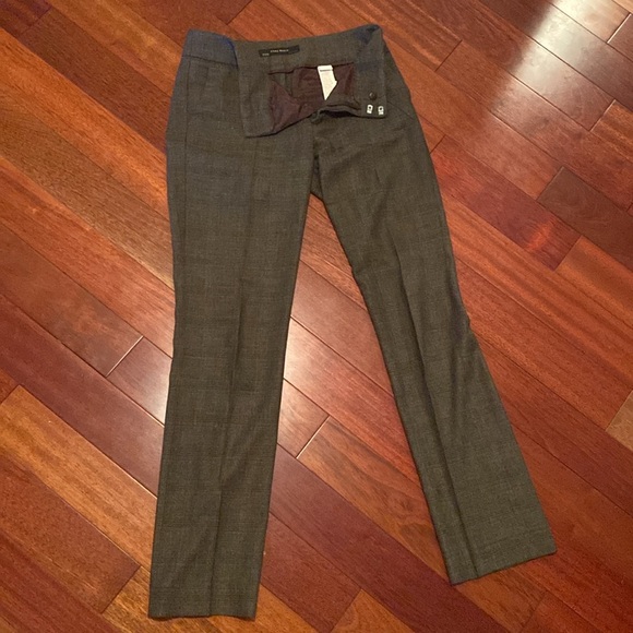 Zara Suit - Picture 5 of 5